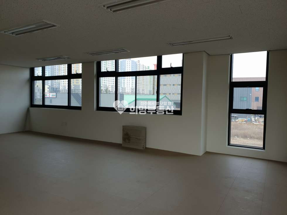 경남 진주시 정촌면 예하리 뿌리산단 일단 산업단지 그리고 정촌유황스파 부근 월세 매물번호 10743 사진 2